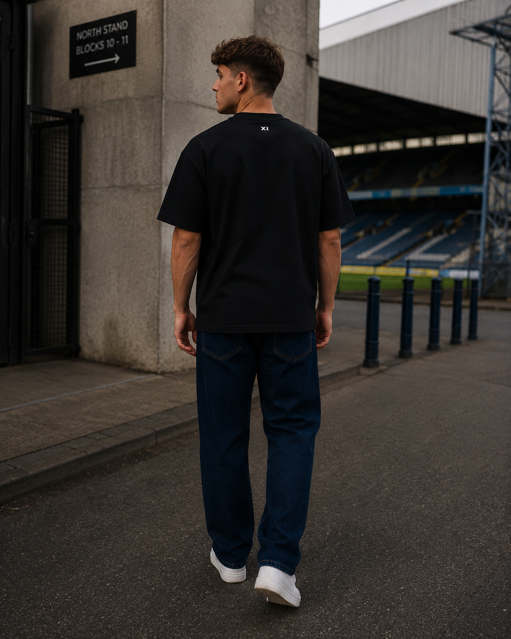 Essential Oversized T-Shirt – Black
