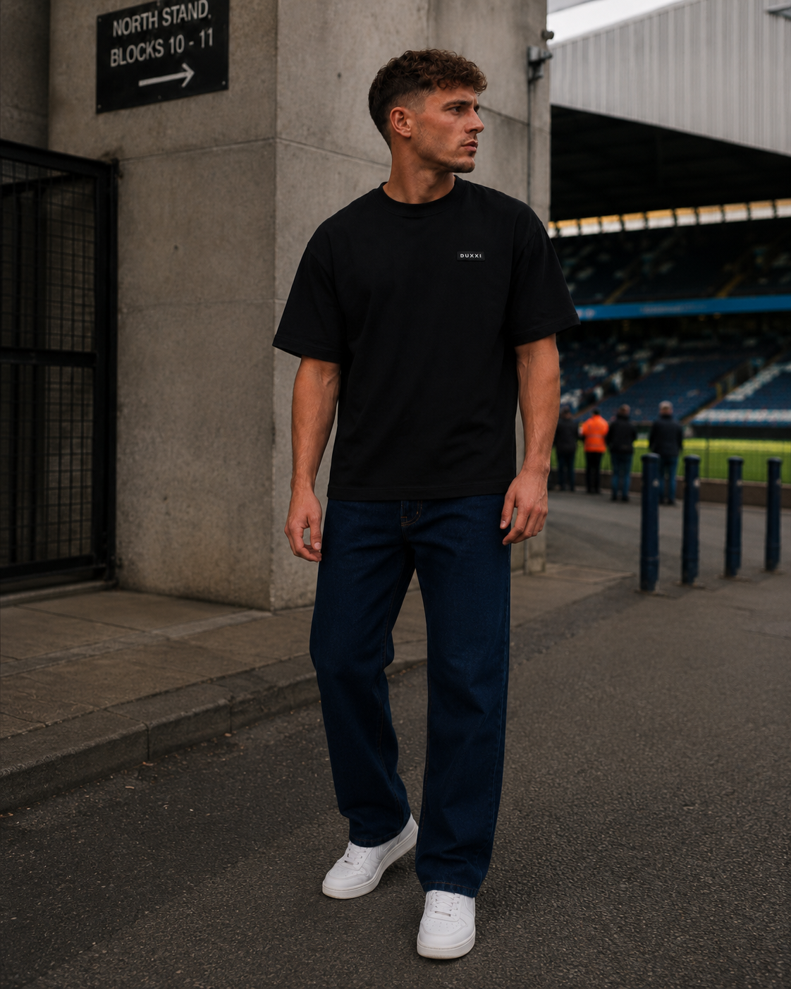 Essential Oversized T-Shirt – Black